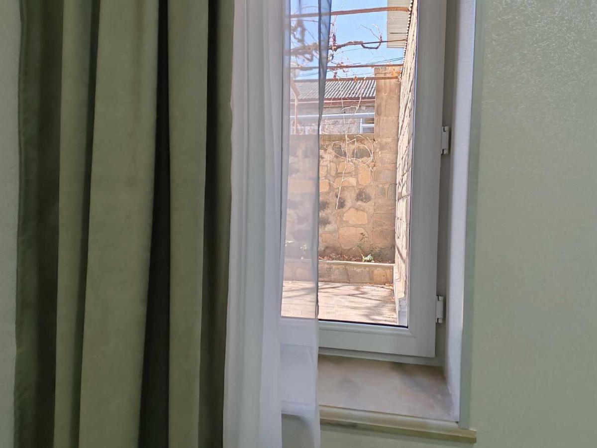 Sun House Hotel Jechegnadzor Buitenkant foto