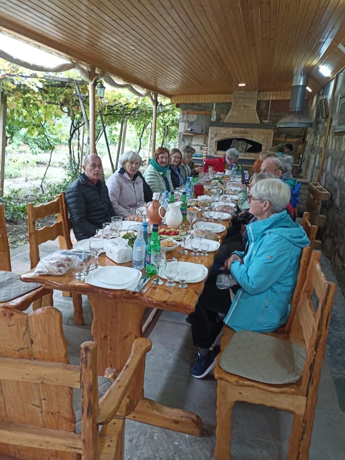 Sun House Hotel Jechegnadzor Buitenkant foto